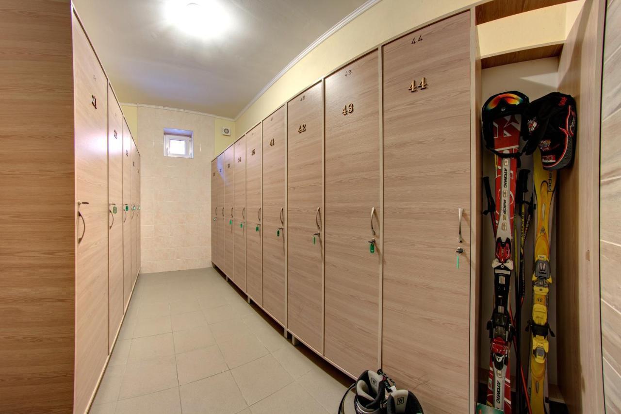 Hotel Gutsulia Bukovel Kültér fotó