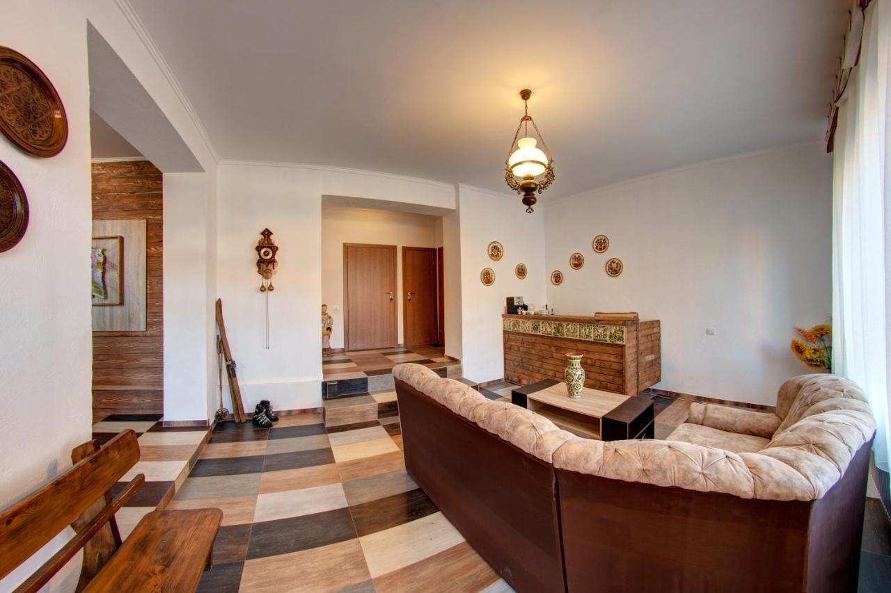 Hotel Gutsulia Bukovel Kültér fotó