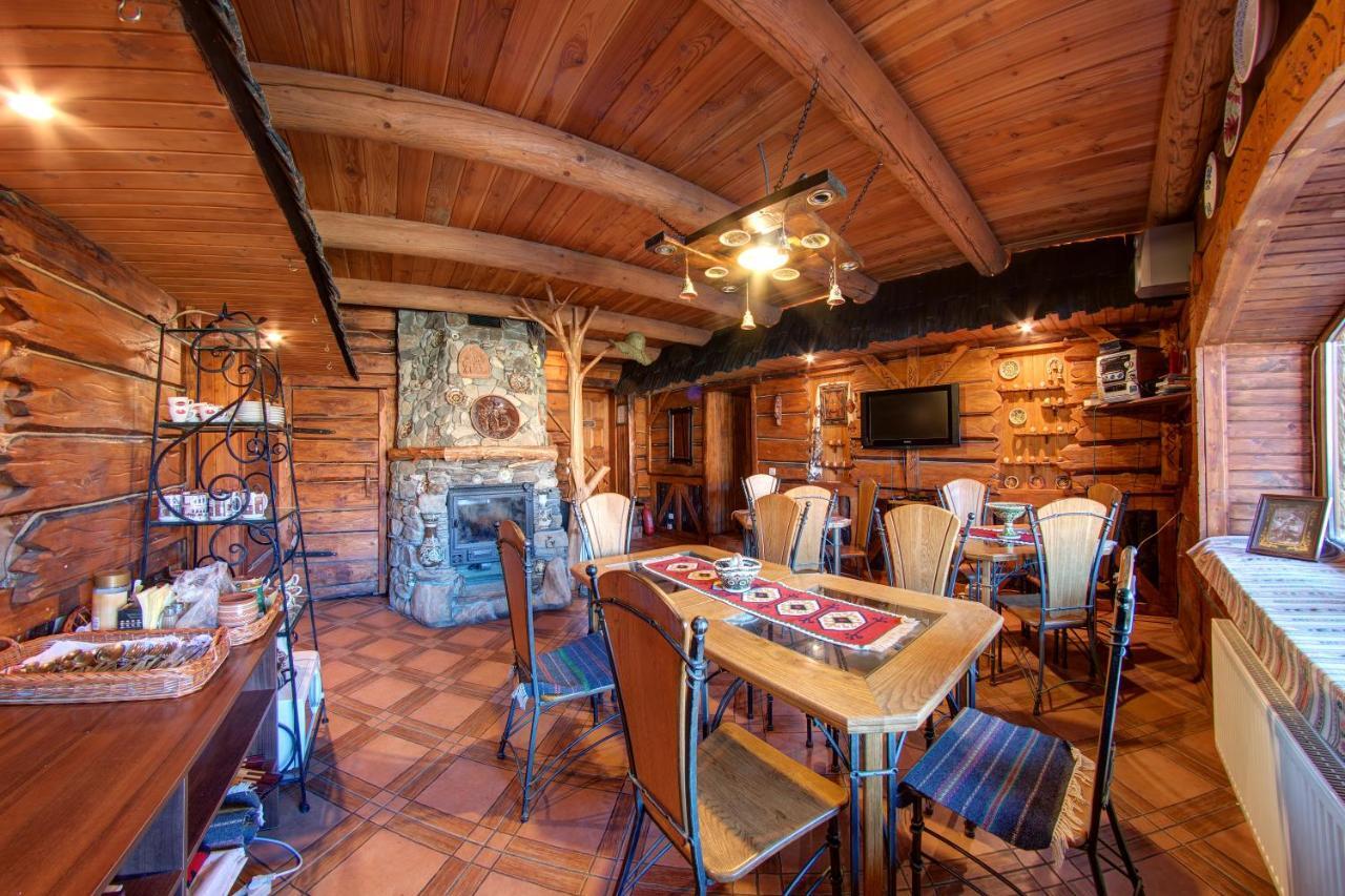 Hotel Gutsulia Bukovel Szoba fotó