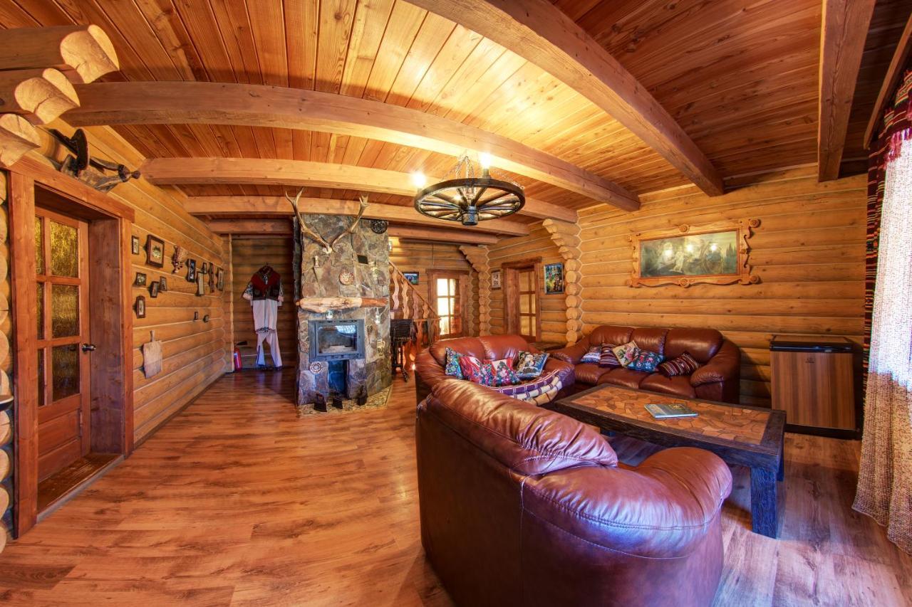 Hotel Gutsulia Bukovel Szoba fotó