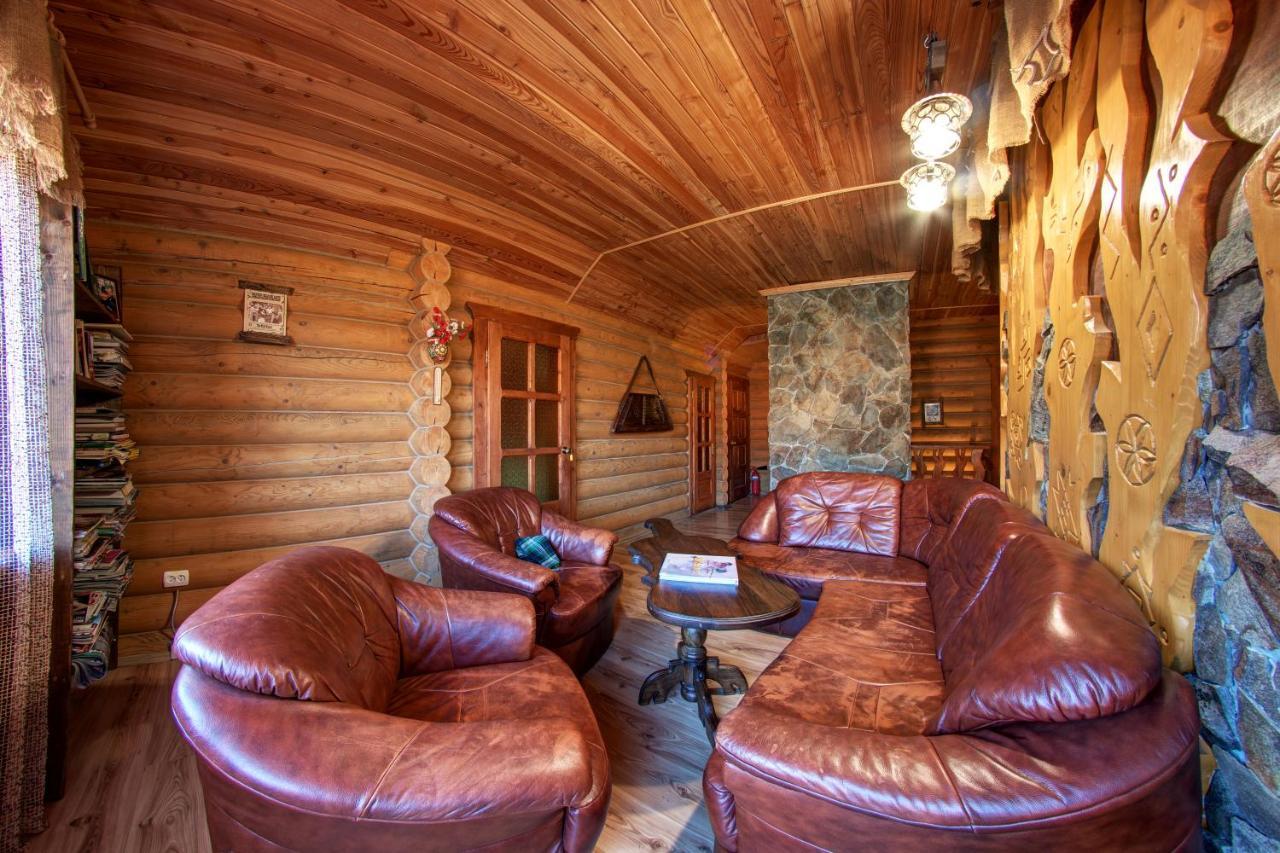 Hotel Gutsulia Bukovel Szoba fotó