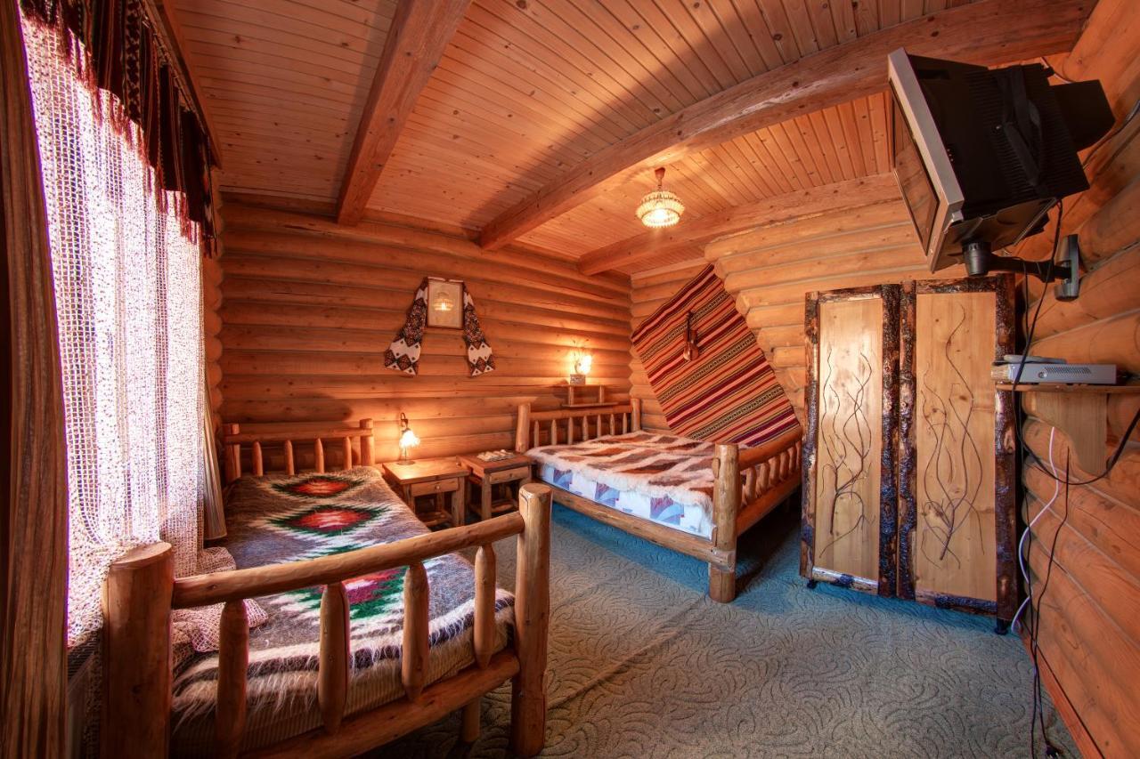 Hotel Gutsulia Bukovel Szoba fotó