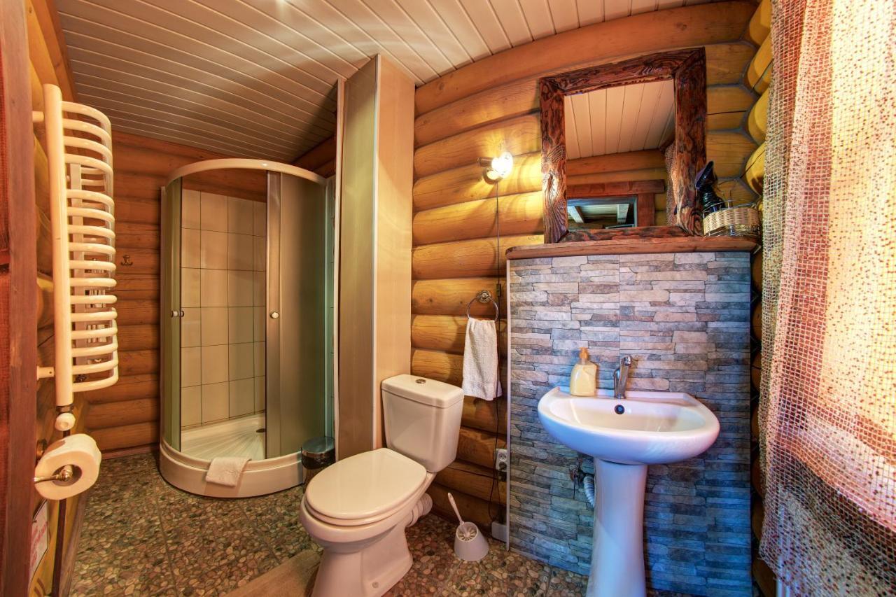 Hotel Gutsulia Bukovel Szoba fotó
