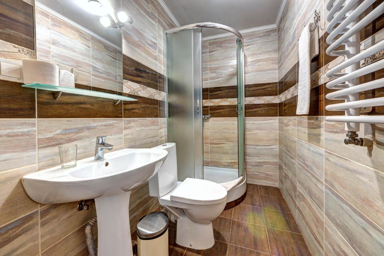 Hotel Gutsulia Bukovel Kültér fotó